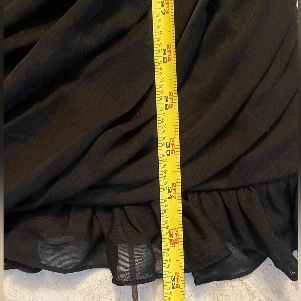 SEXY little black Aqua dress! Curvy tight and feminine - Picture 9 of 10